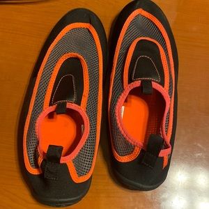 Pink/Orange Women’s Water Surf Shoes Slippers Size L 9/10